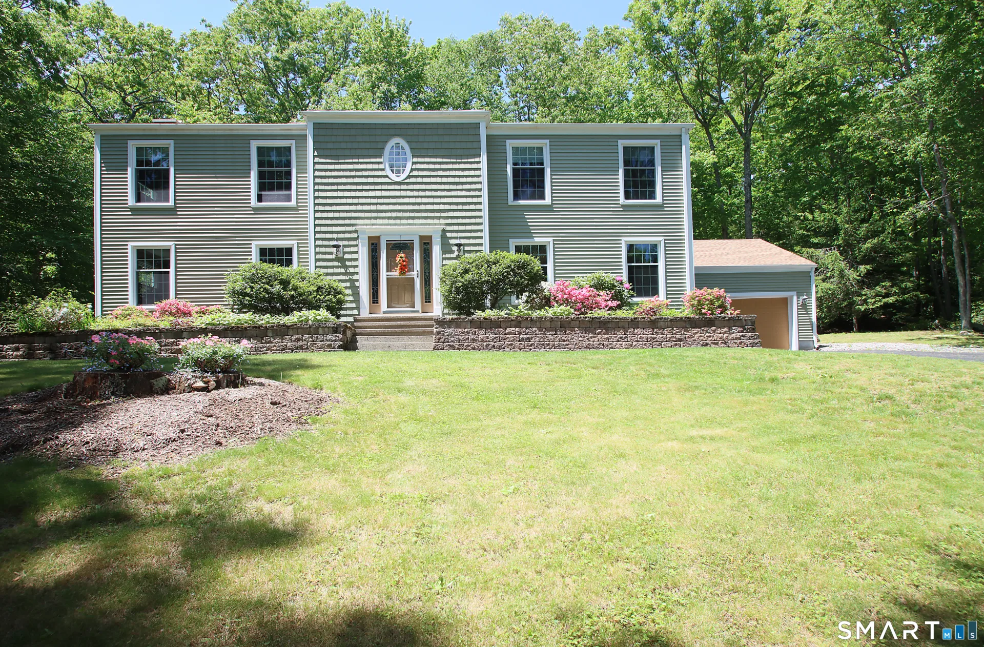 19 Legendary Road, East Lyme, CT