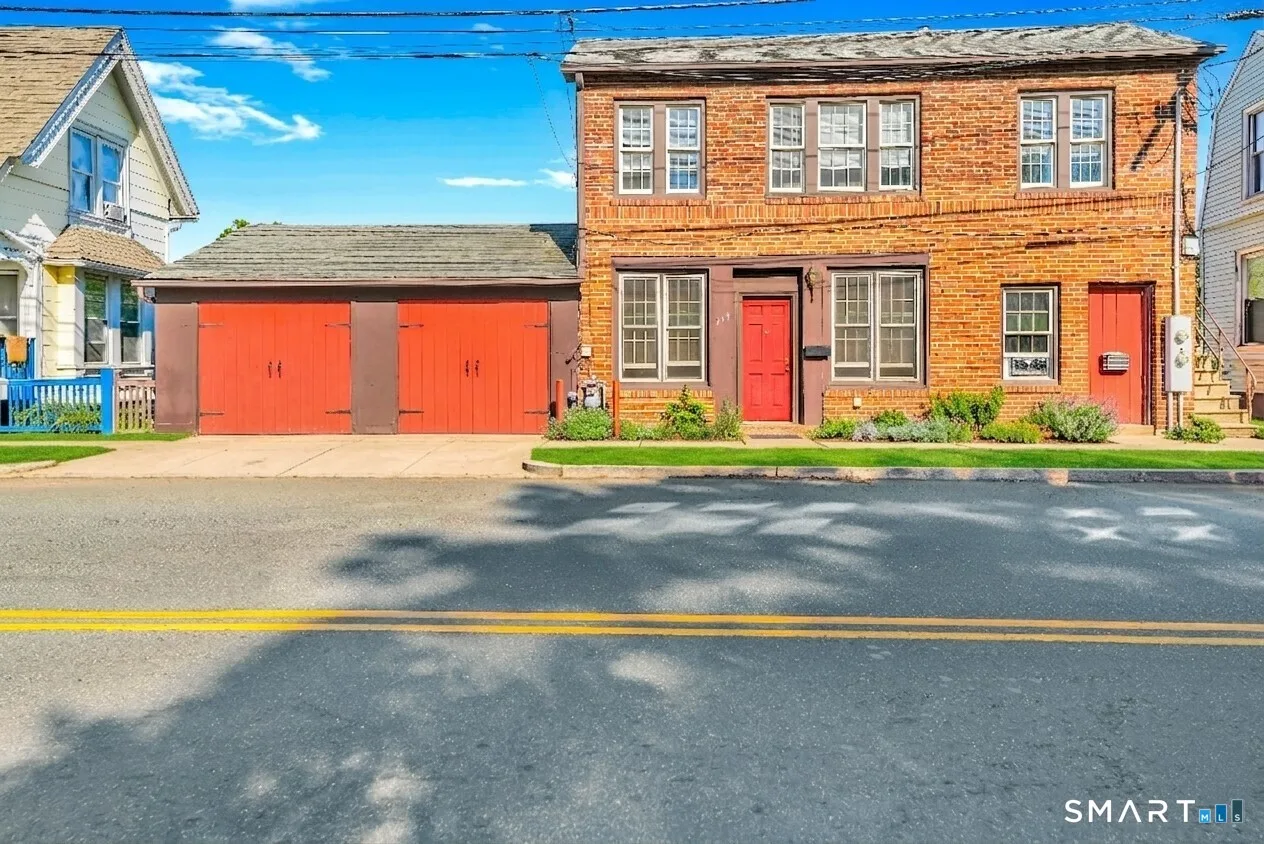 393 Colony Street, Meriden, CT
