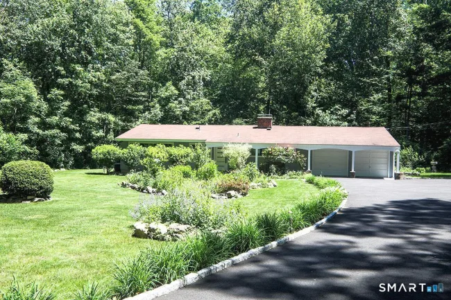 36 Creeping Hemlock Drive