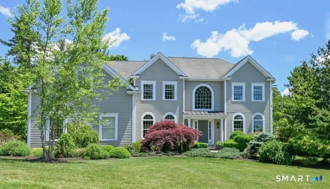 3 Hamlin Court