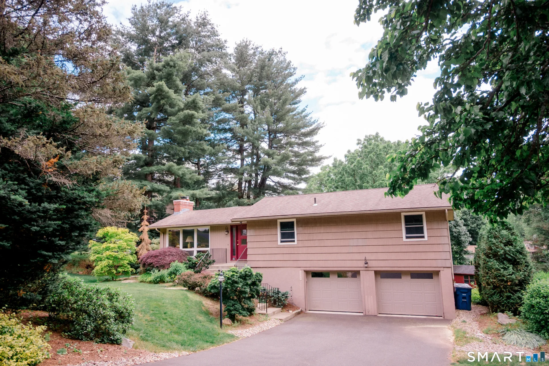 158 Tumble Brook Drive, Vernon, CT