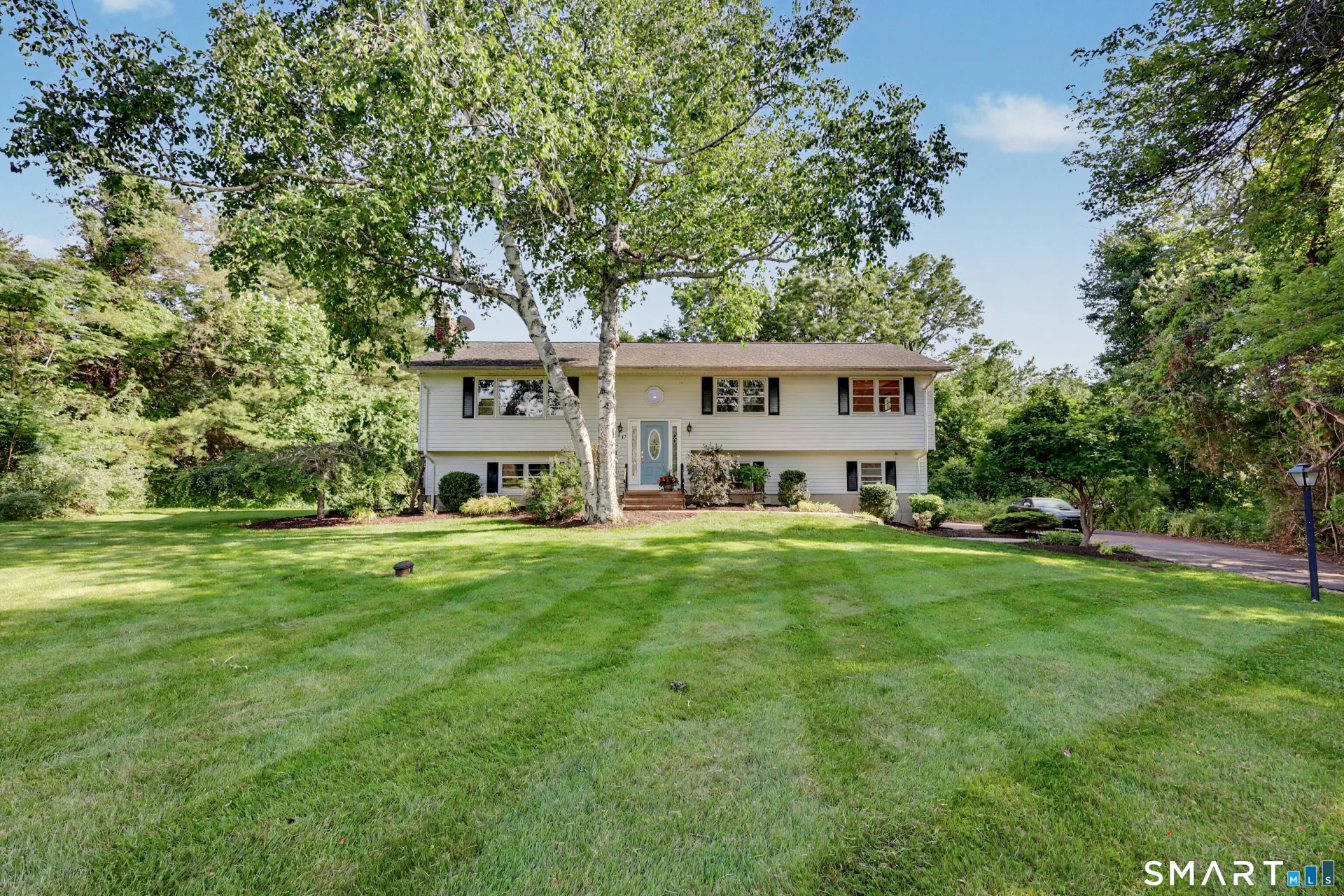 17 Green Hill Road, Bethany, CT