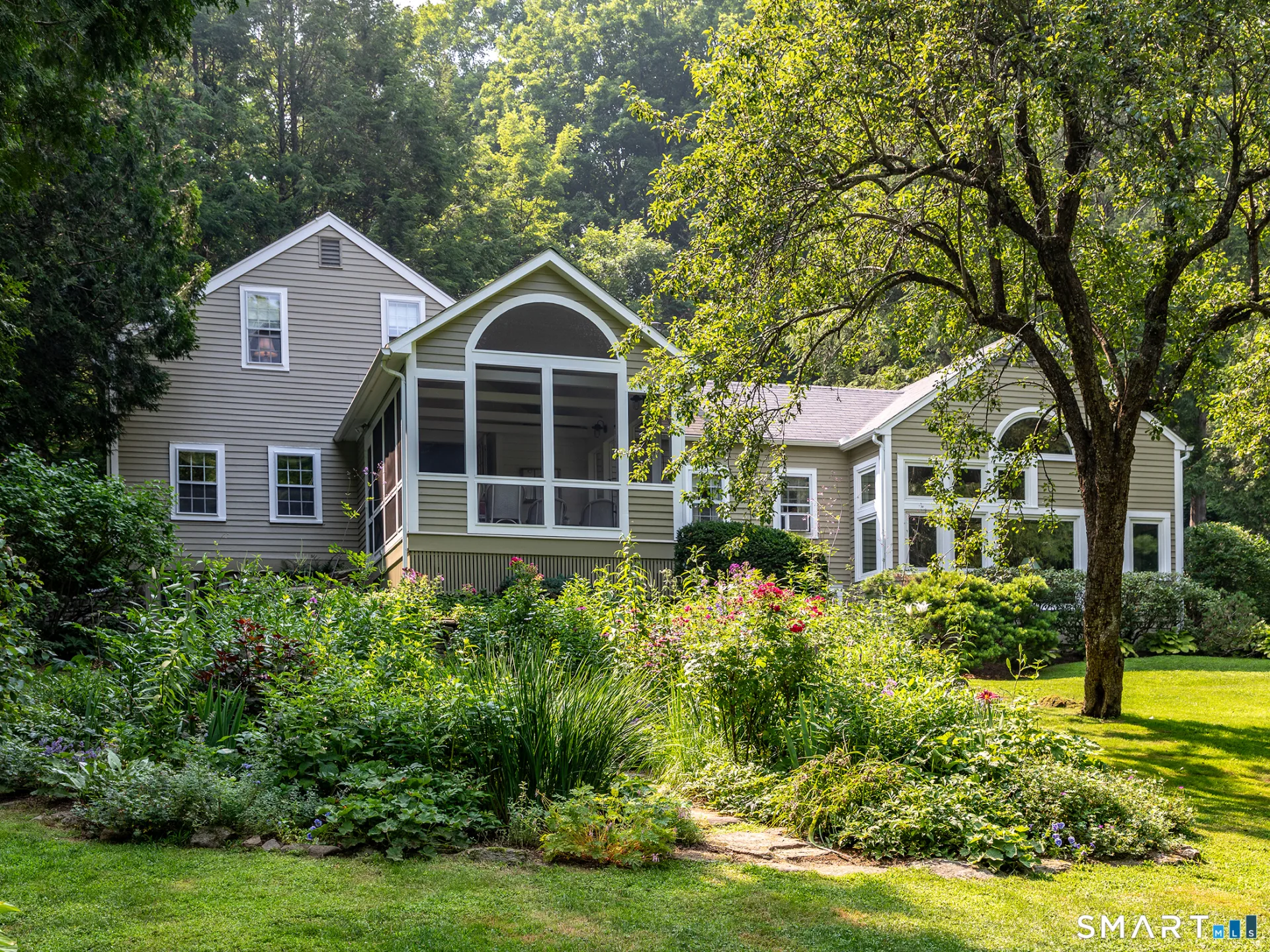 42 Couch Road, Washington, CT