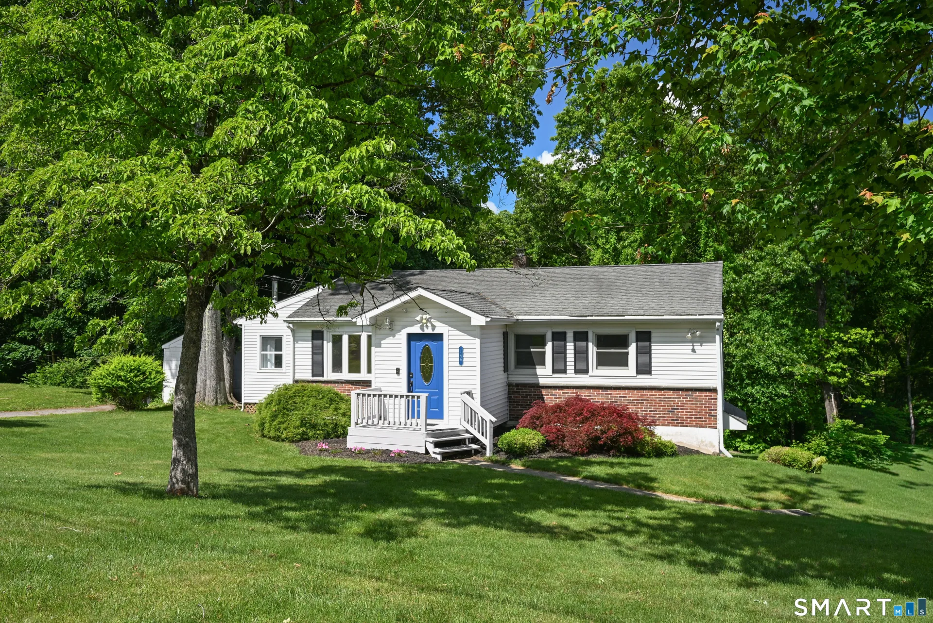 146 Lone Oak Drive, New Milford, CT