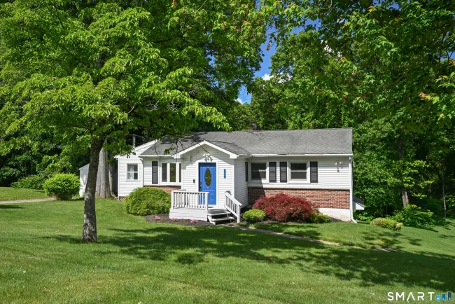 146 Lone Oak Drive
