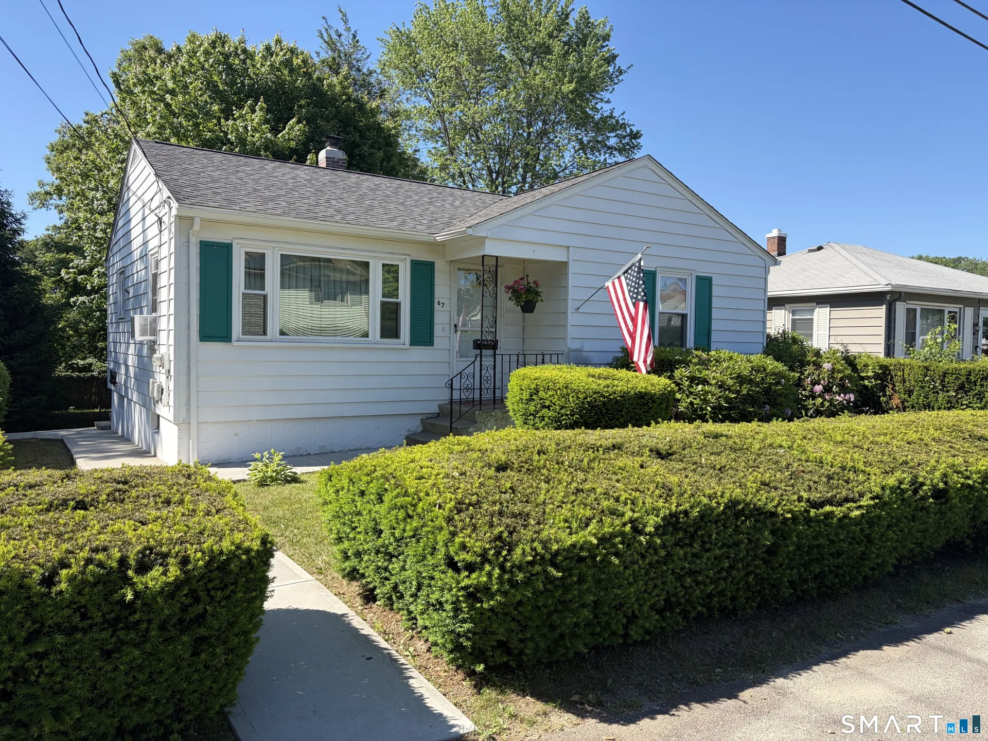 67 Yeaton Street, Waterbury, CT