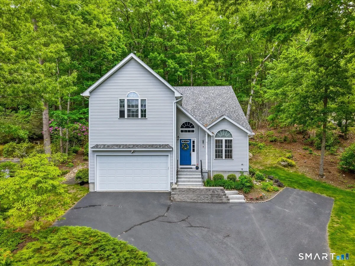 30 Yorkshire Drive, Waterford, CT