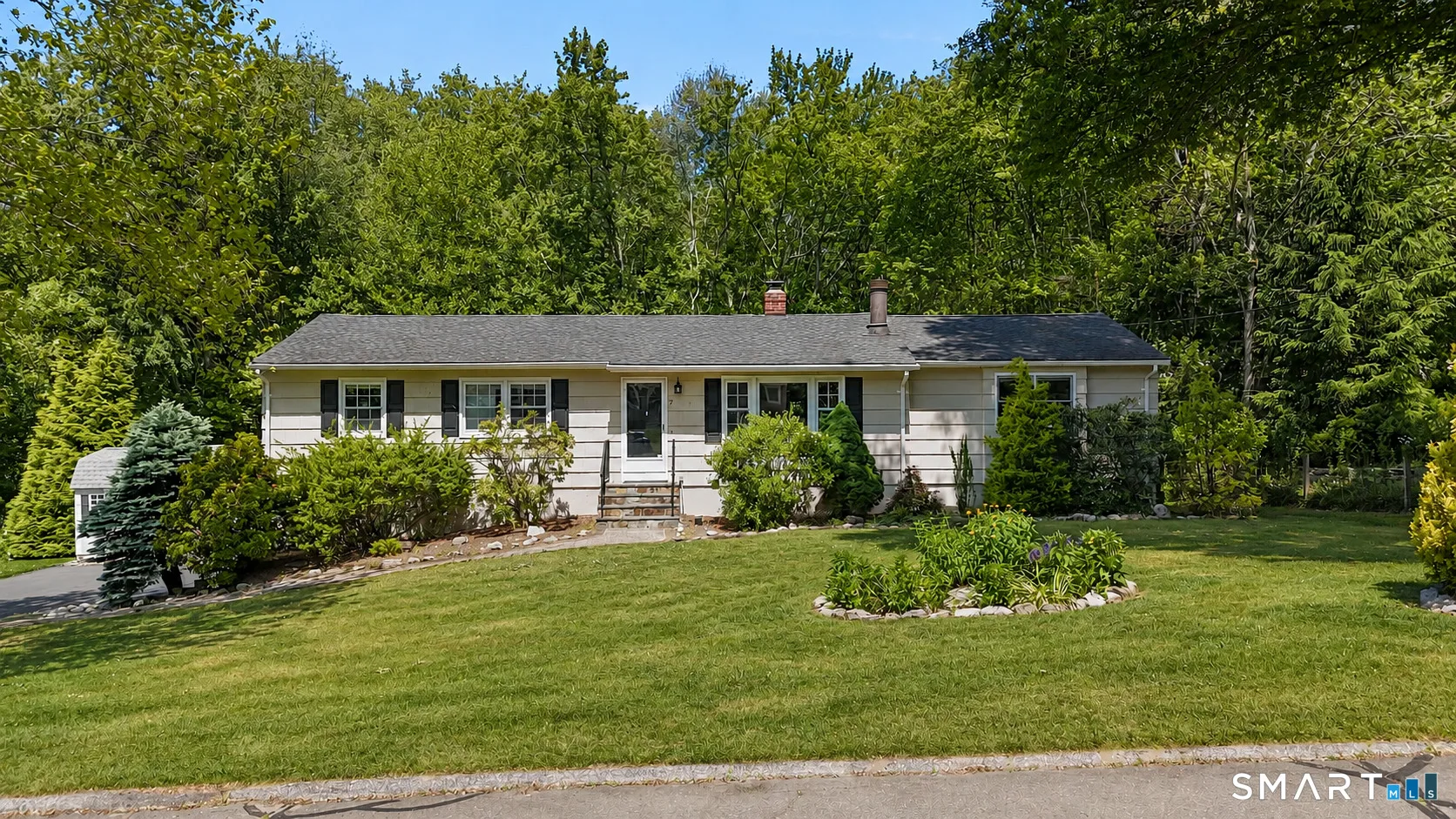 7 Winthrop Drive, Shelton, CT