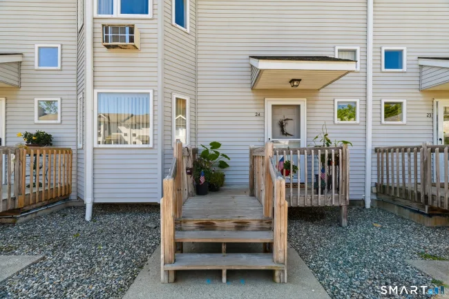 42 Anthony Street #24
