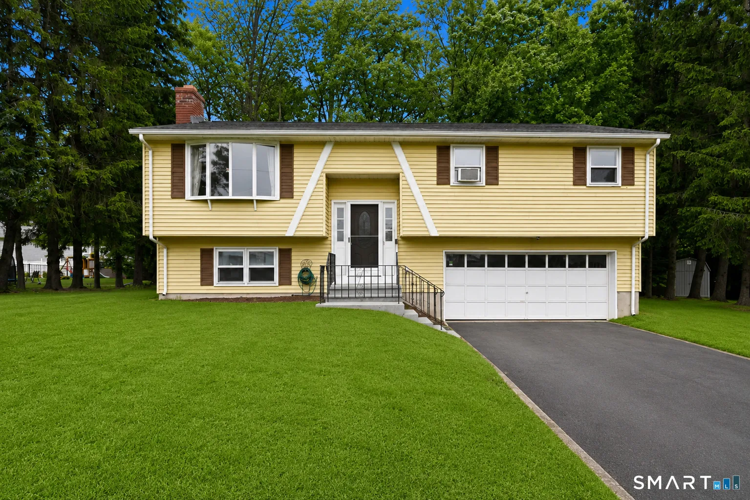 92 Indiana Street, Bristol, CT