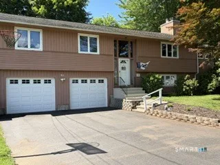 93 Court Street, Cromwell, CT