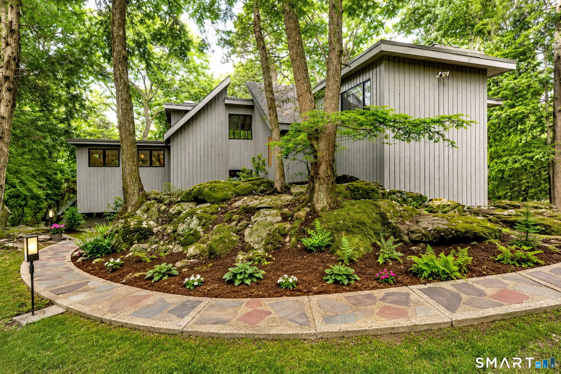 95 Thankful Stow Road, Guilford, CT