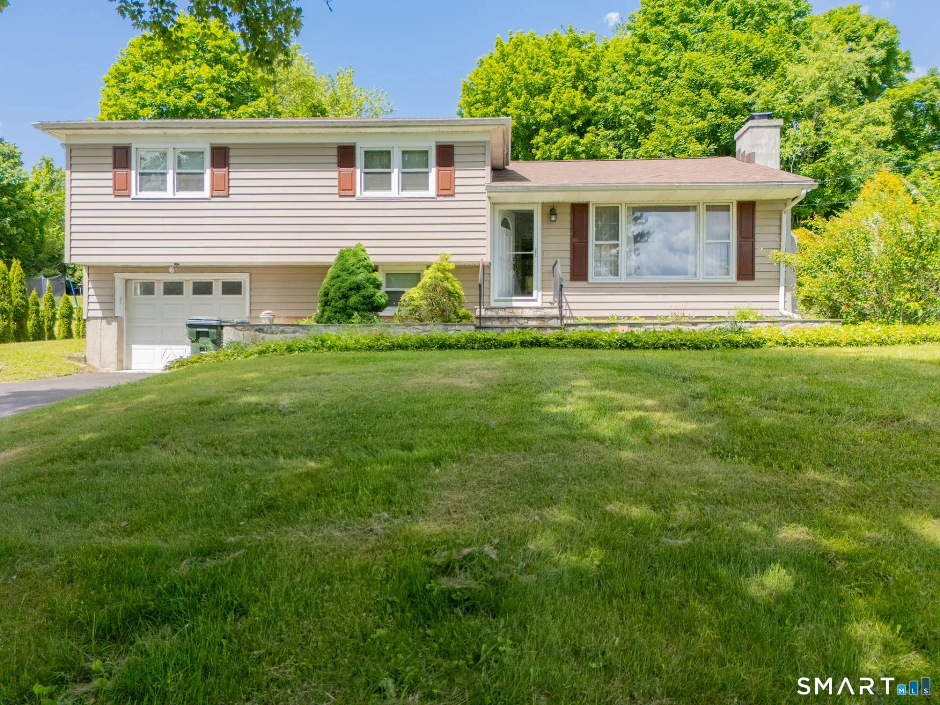 33 Kingswood Road, Danbury, CT