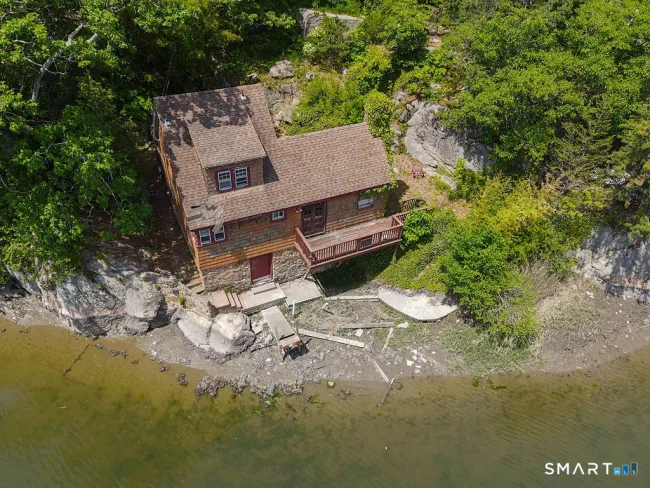 49 Meadow Street, East Haven, CT