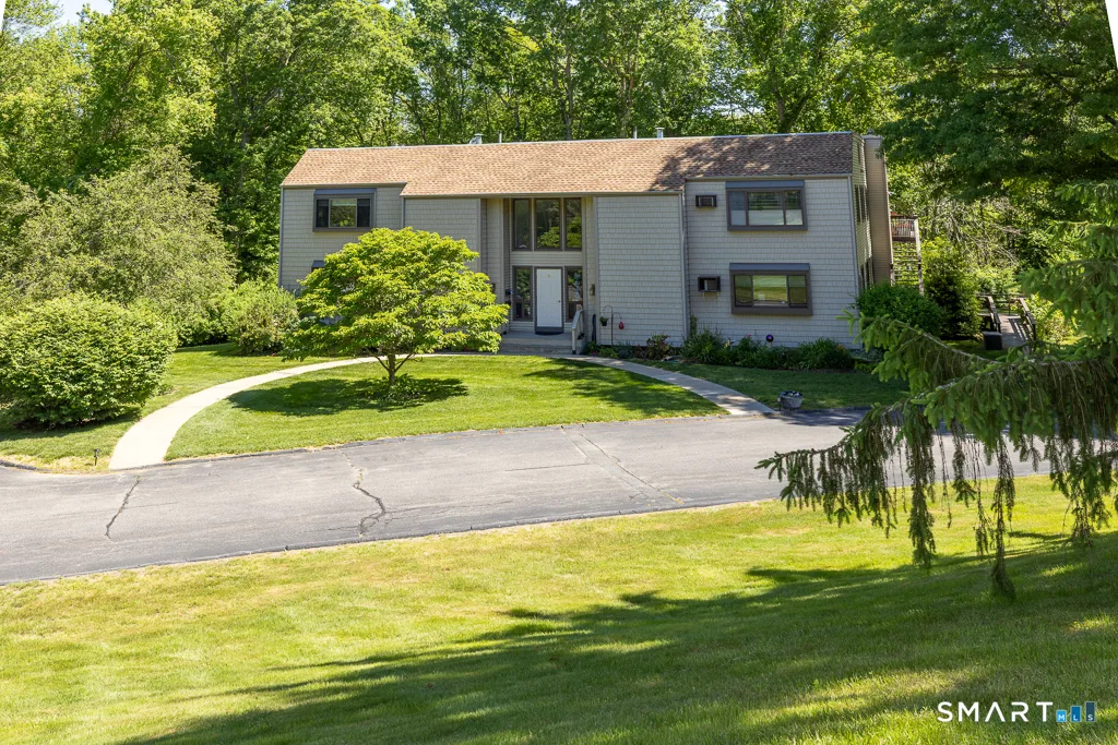 91 Riverview Road #8C, East Lyme, CT
