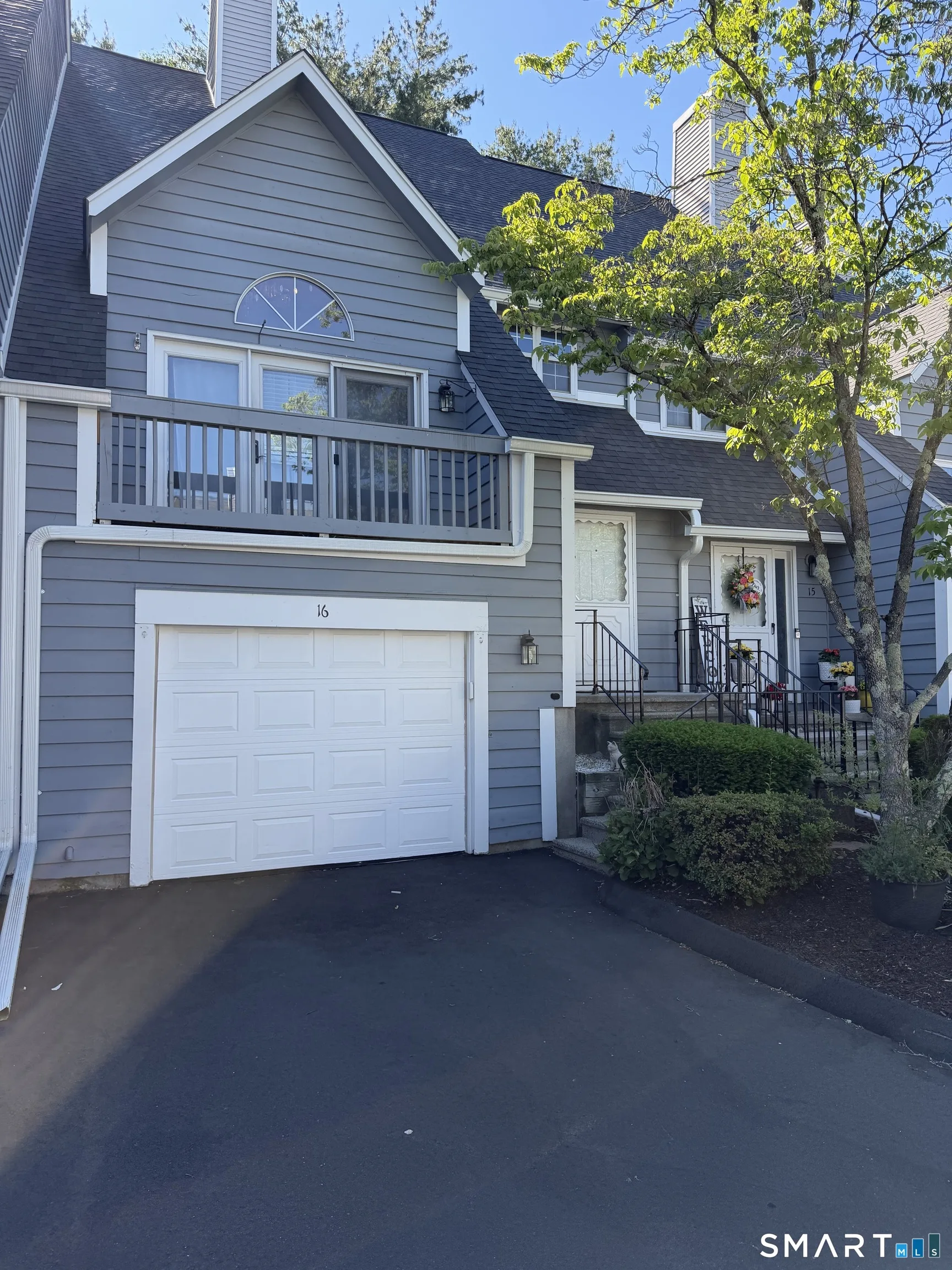 16 Hawley Glen #16, Stratford, CT