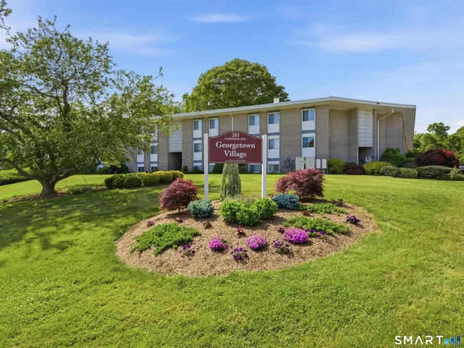 281 Gardner Avenue #H4