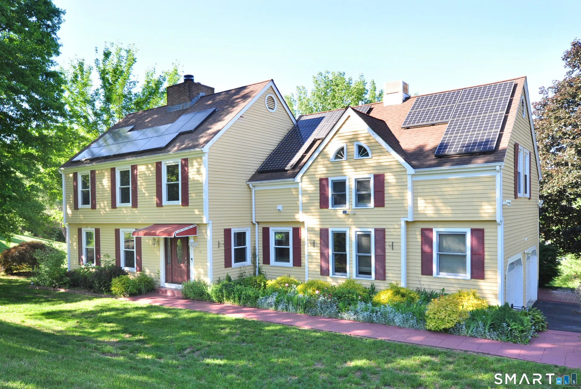 10 Breezy Knoll Drive, Bloomfield, CT