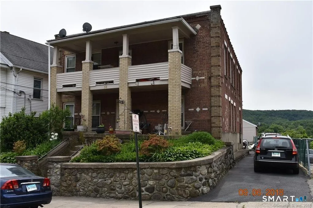 58 High Street, Naugatuck, CT