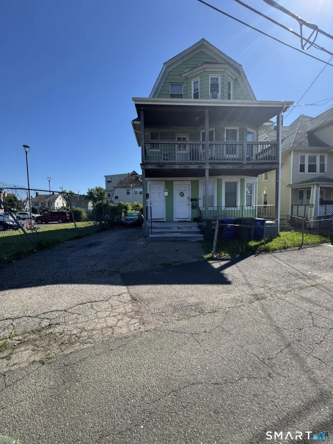 111 Calhoun Place