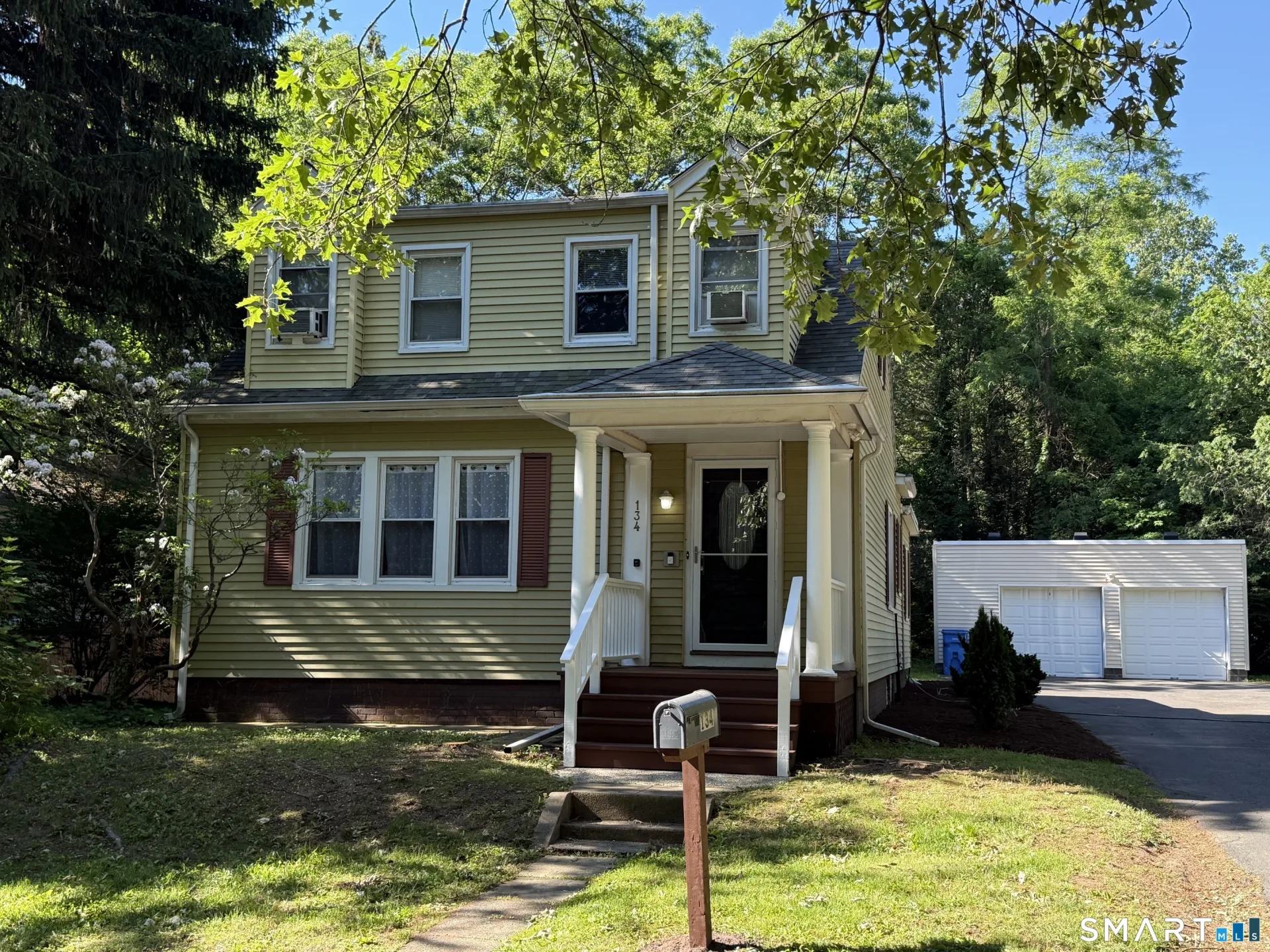 134 Forest Street, Hamden, CT
