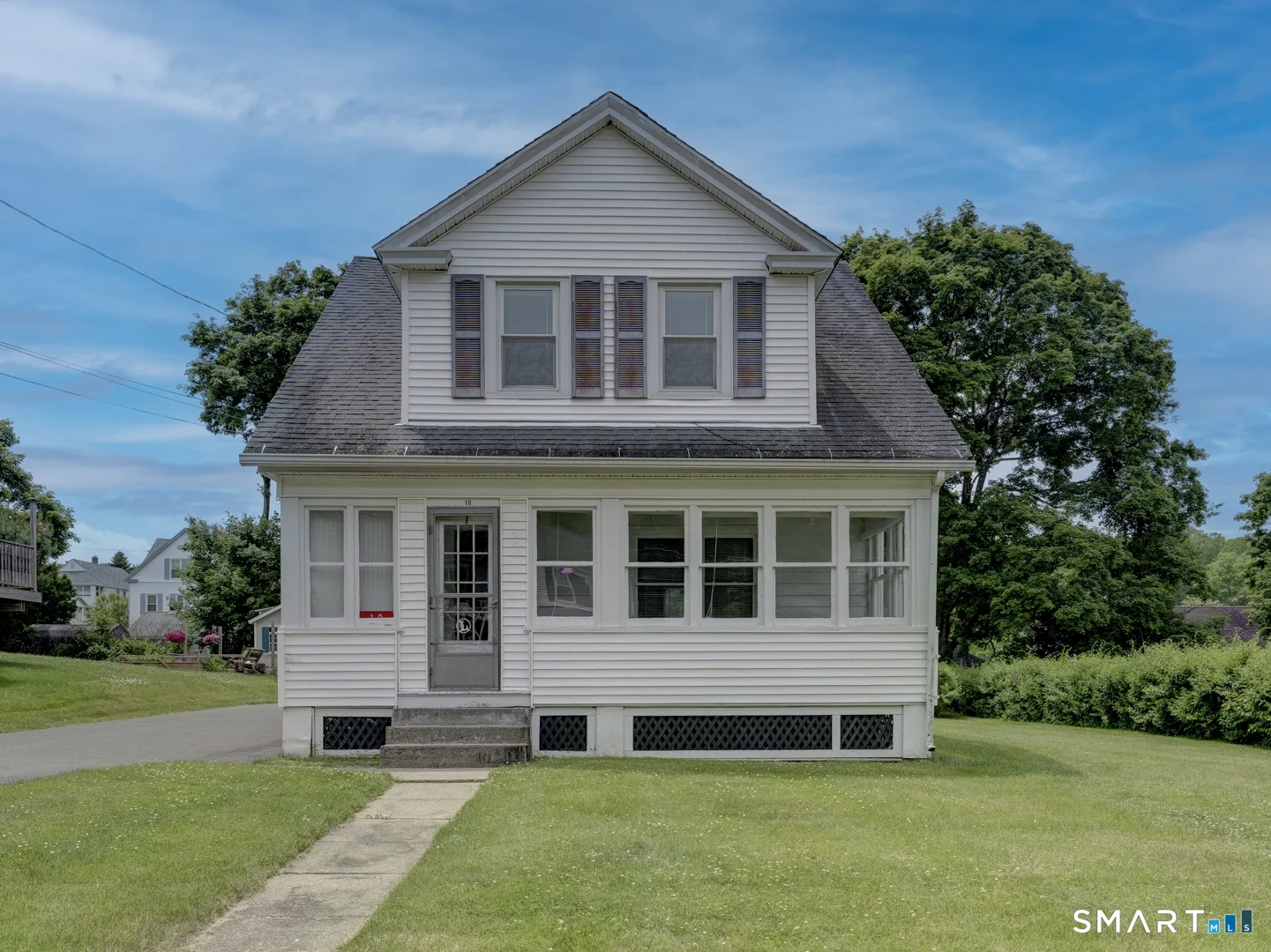10 Dewey Avenue, Plymouth, CT