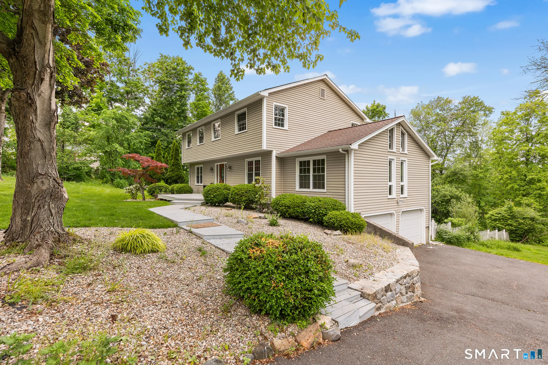 45 East Gate Road, Danbury, CT