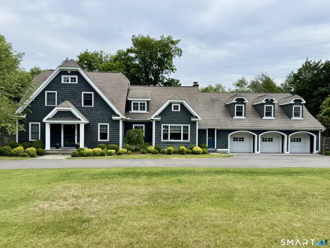 18 West Meadow Road