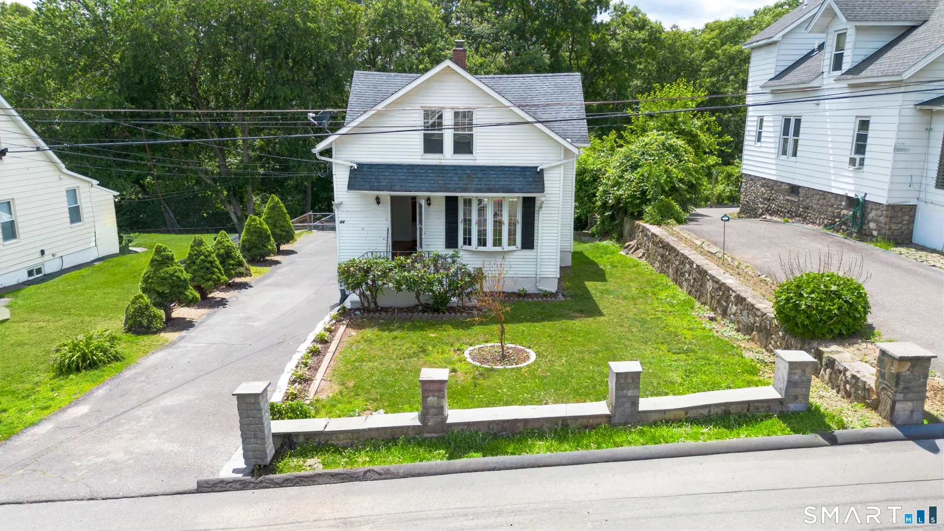 44 Quinsigamond Avenue, Waterbury, CT