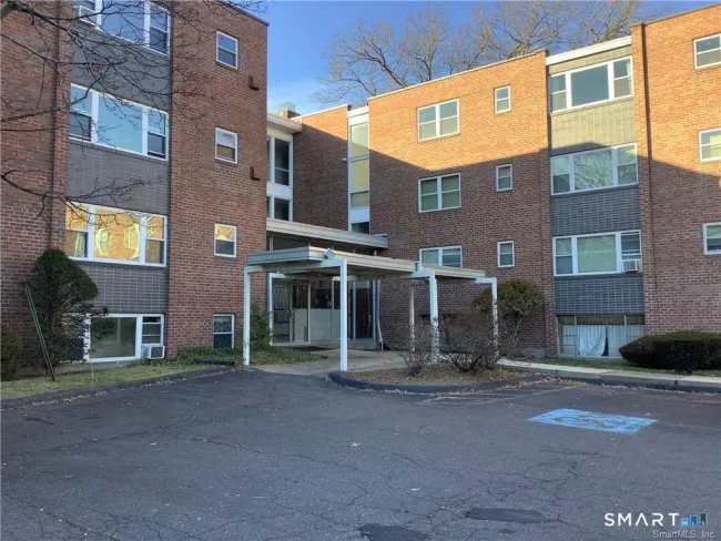 53 Wolcott Hill Road #B17