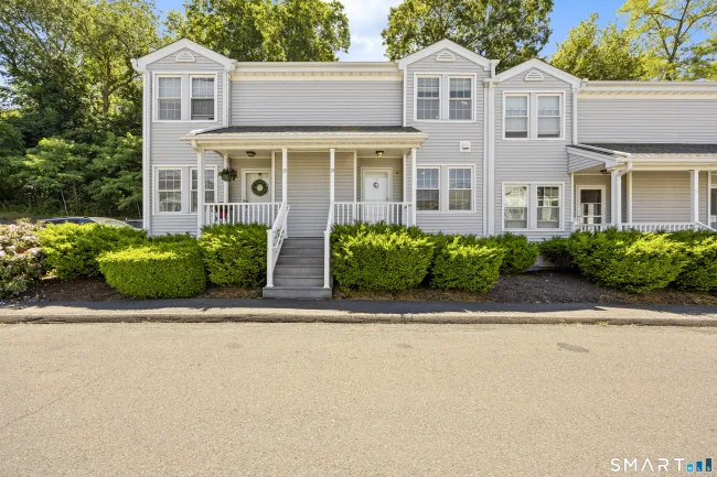 13 Woodhill Road #13