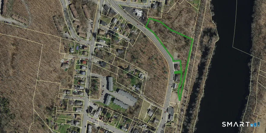 687 North Main Street, Norwich, CT