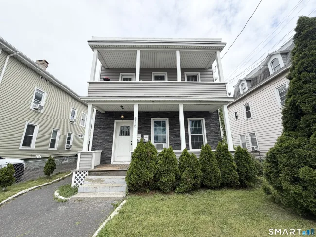 616 Noble Avenue