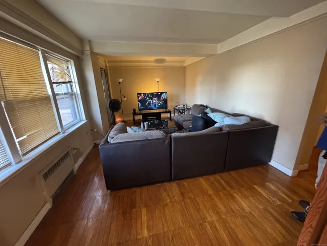 230 Farmington Avenue #D8