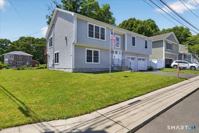 162 Monroe Street