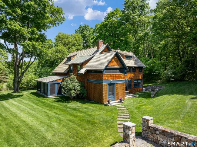 240 Umpawaug Road, Redding, CT