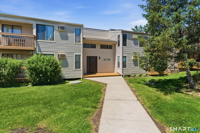 142 Woodland Drive #142