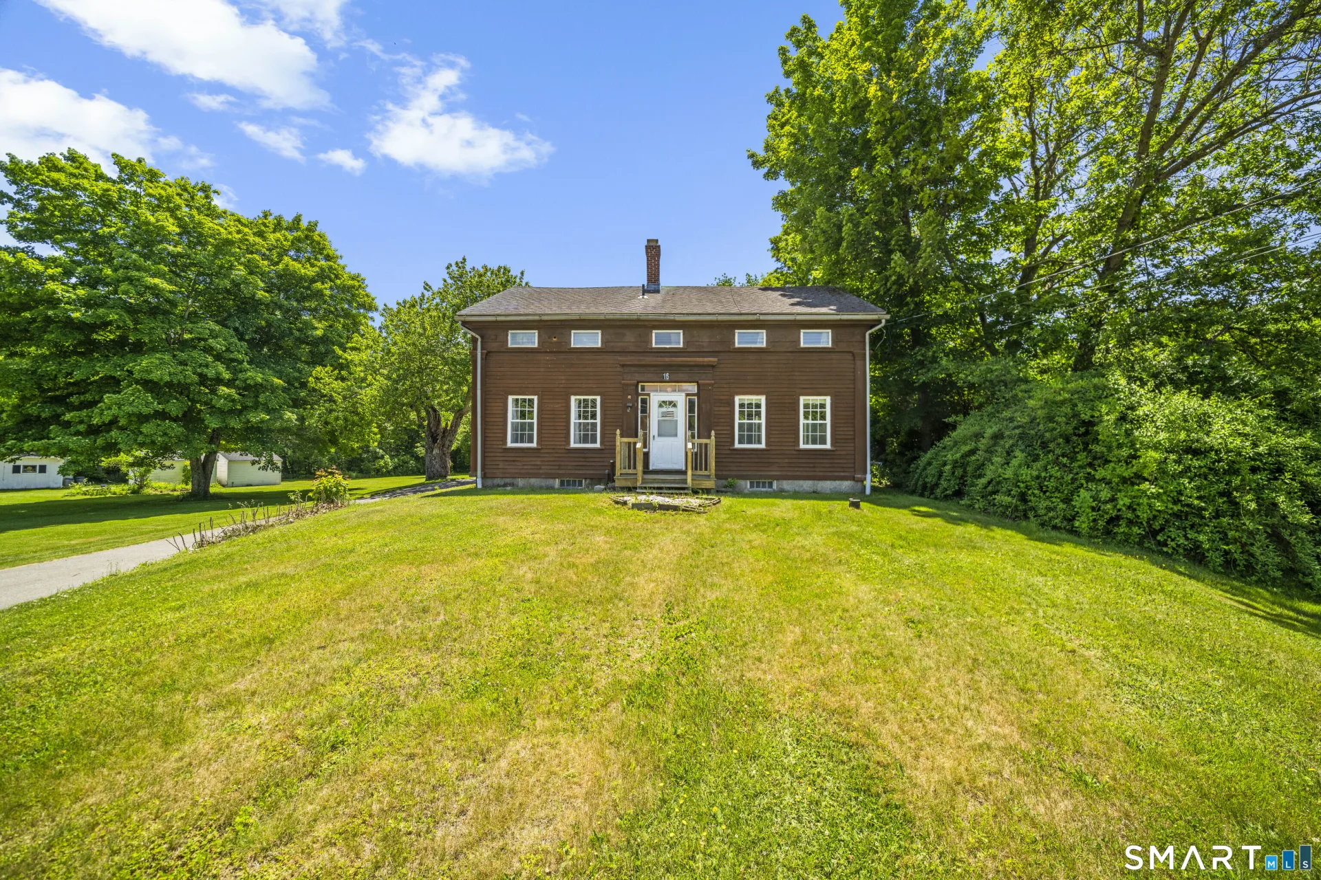 16 Chestnut Hill Road, Stafford, CT