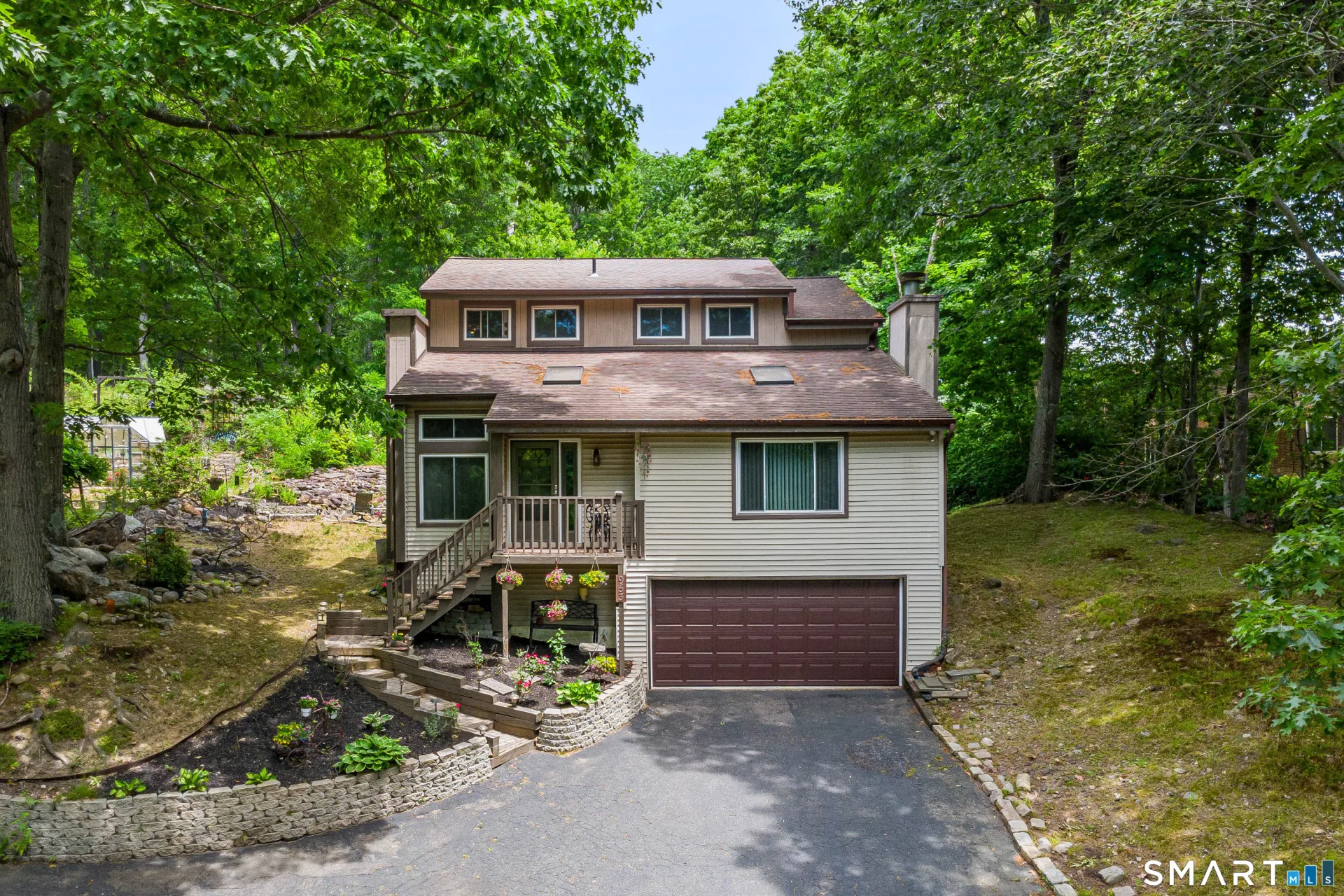953 Rubber Avenue, Naugatuck, CT