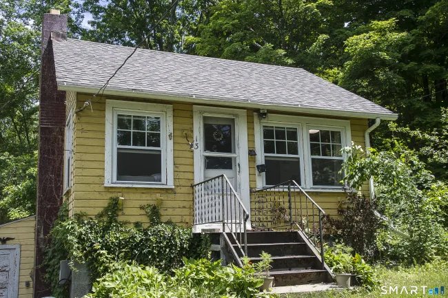 13 Webb Road, Naugatuck, CT