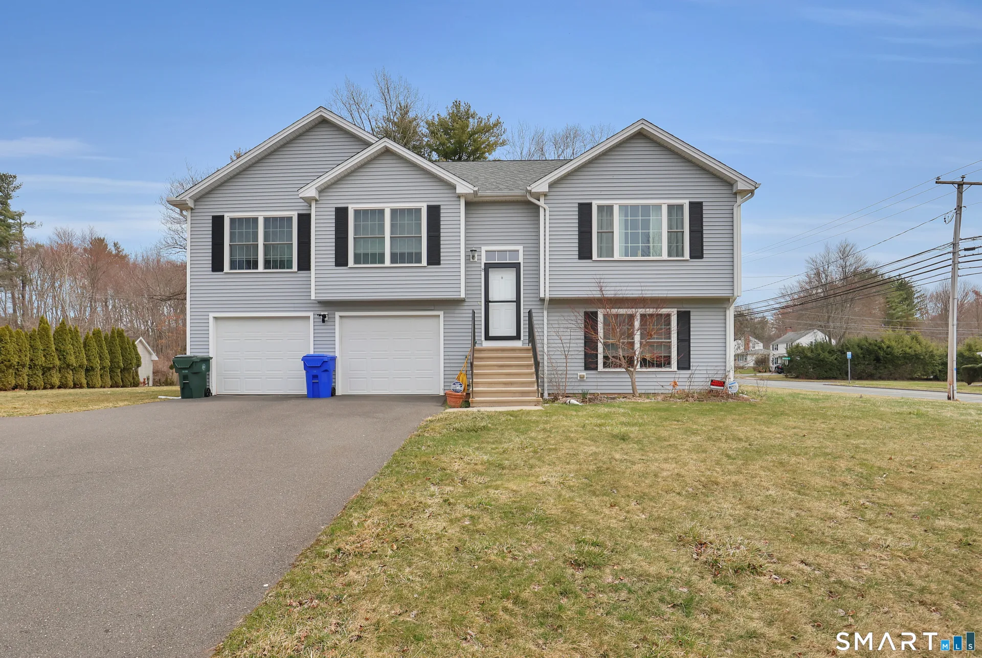 8 Callahan Lane, East Hartford, CT