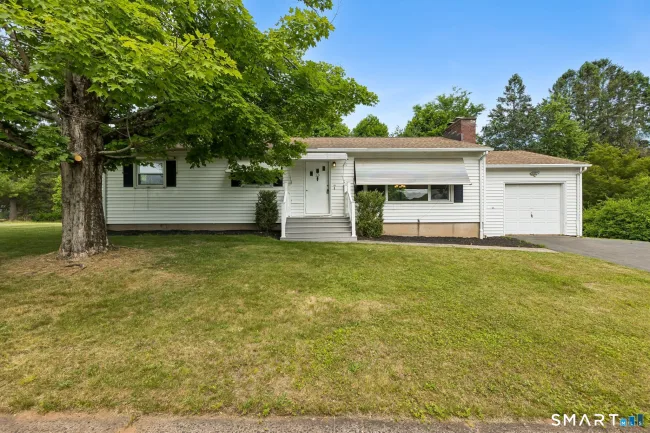29 Collier Circle, Hamden, CT