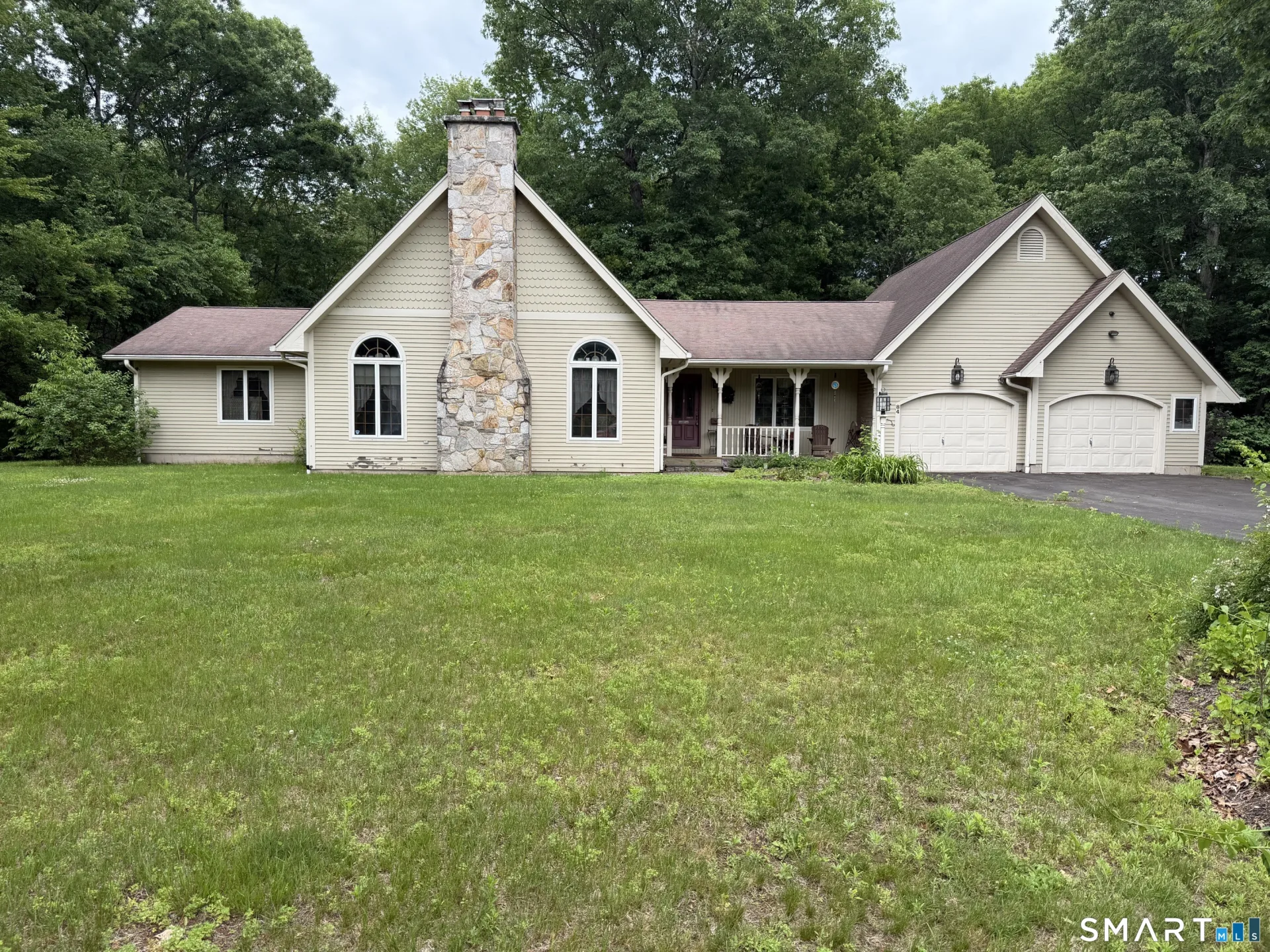 84 Luciano Drive, Southington, CT