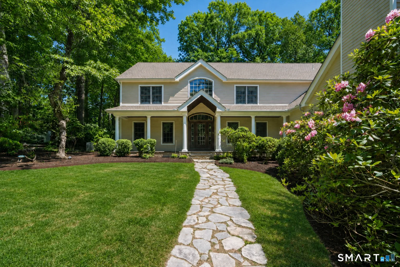 39 Powder Horn Hill Road, Wilton, CT