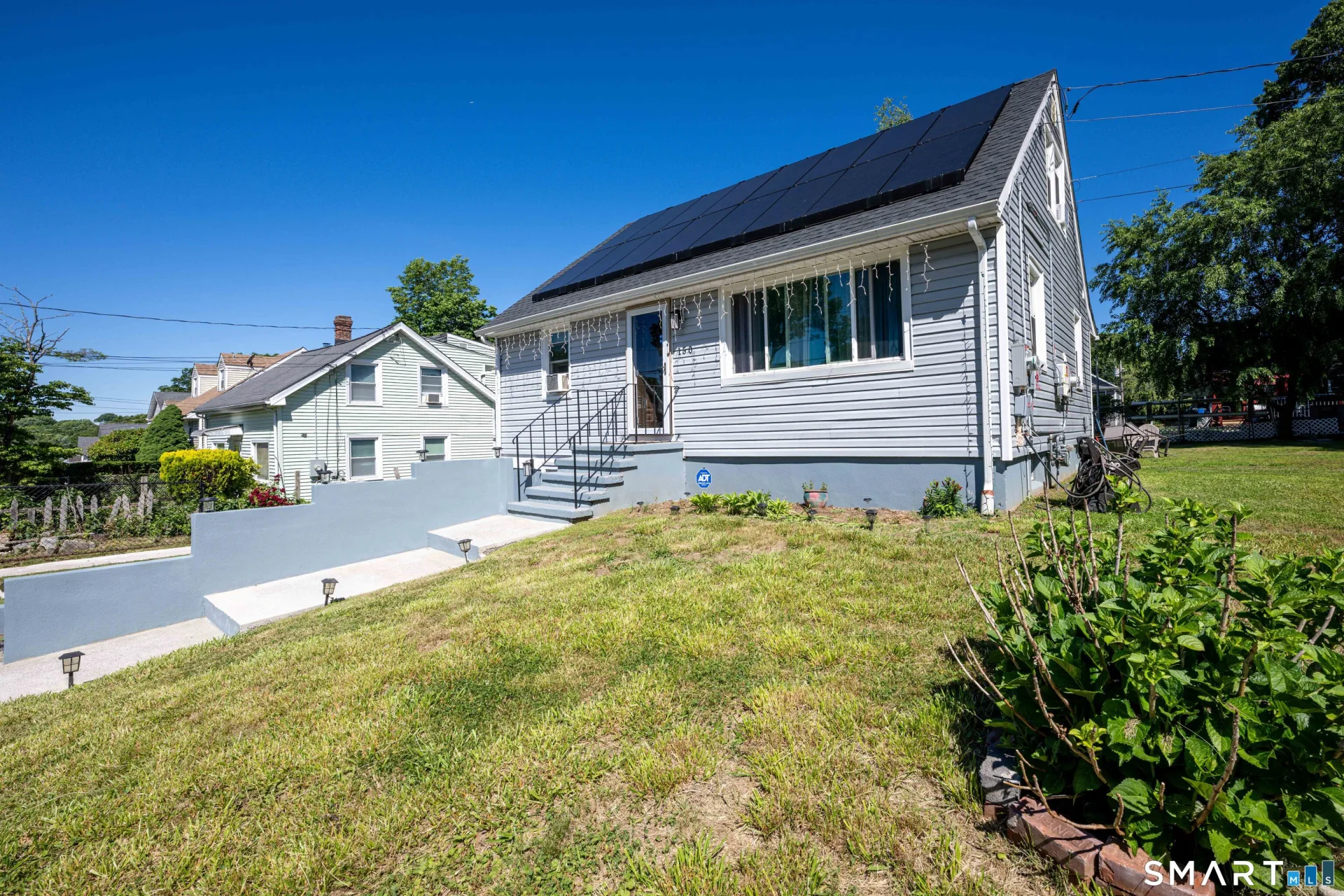 150 Moffitt Street, Bridgeport, CT
