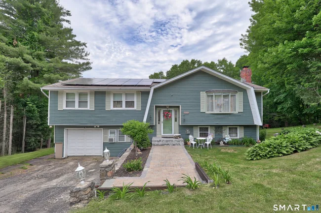 110 White Birch Drive, Waterbury, CT