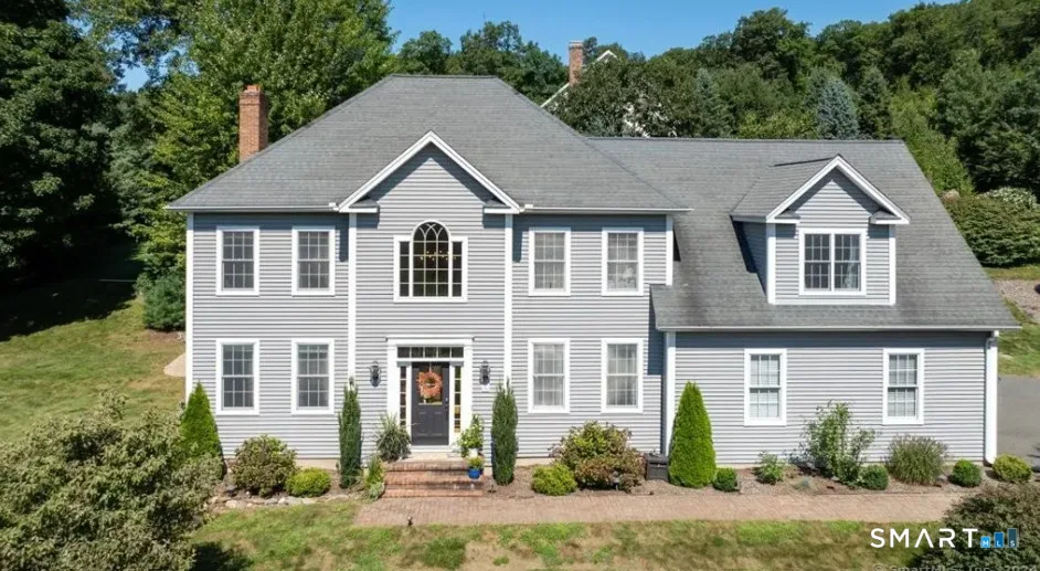 1 Angelas Way, Burlington, CT