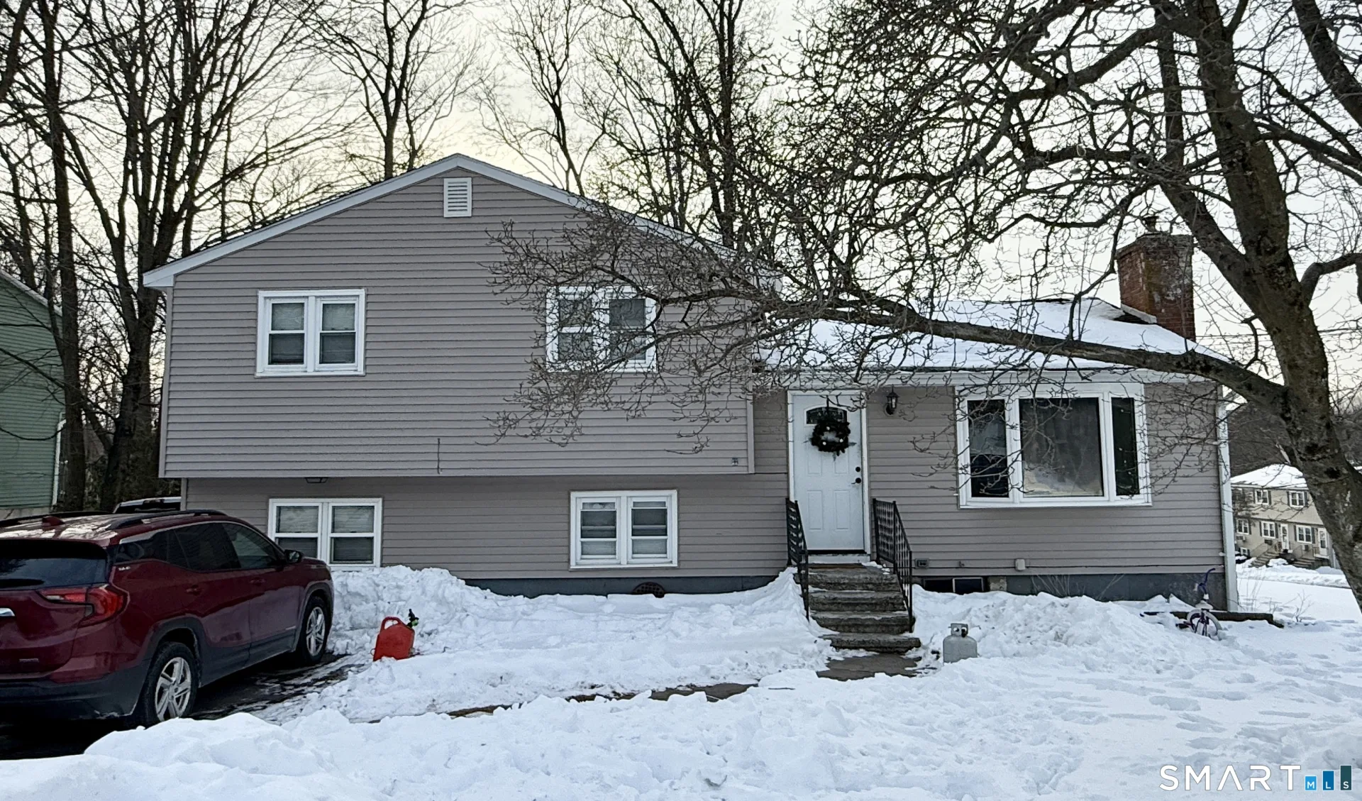 57 Glen Eagle Drive, Bristol, CT