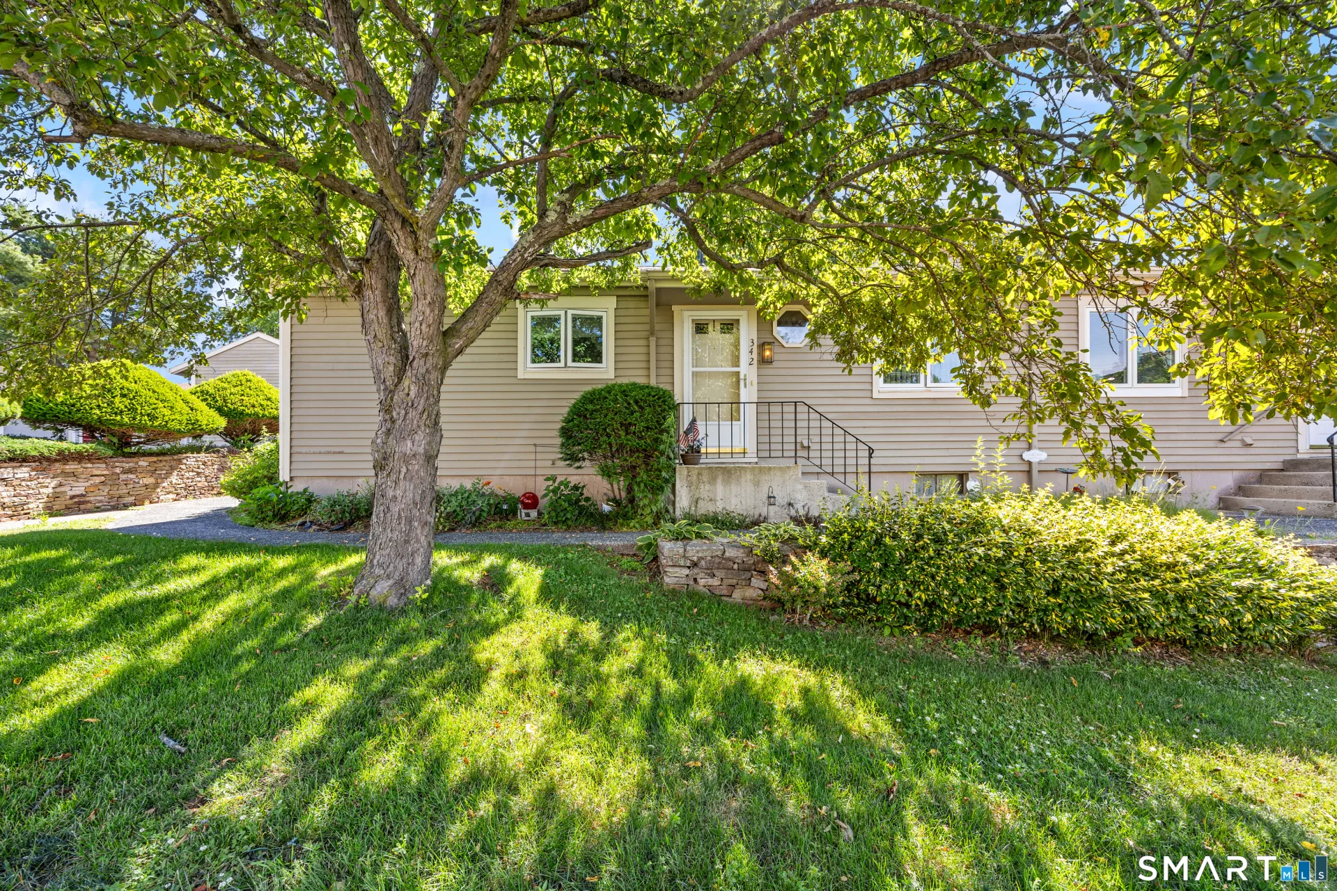342 Songbird Lane #342, Southington, CT