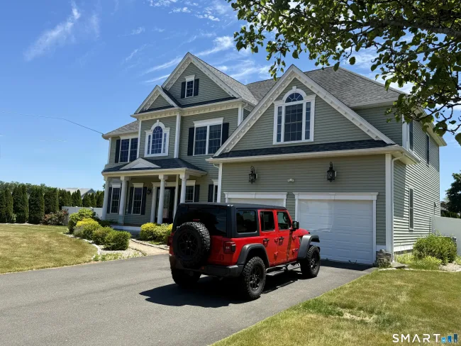 1 Leghorn Lane